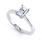 Ava Tapered Shoulder Emerald Diamond Ring 