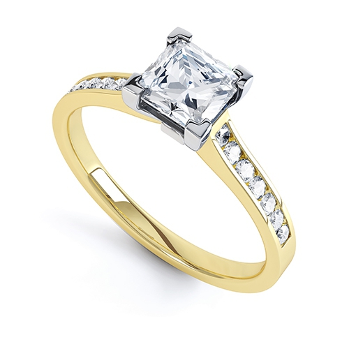 Amaranta Yellow Gold Princess Cut Diamond Shoulder Ring