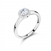 Maelee Cluster Halo Diamond Ring 