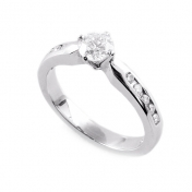 Engagement Ring with diamond shoulders