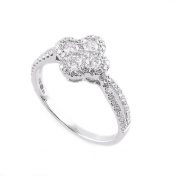 4 leaf clover diamond engagement ring